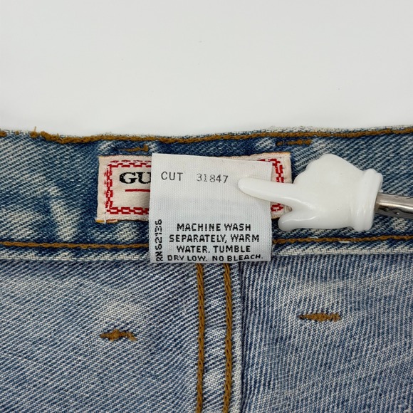 VTG Guess Jeans Women's 26 Light Wash Straight Leg Denim USA Made Button Fly - Picture 11 of 16